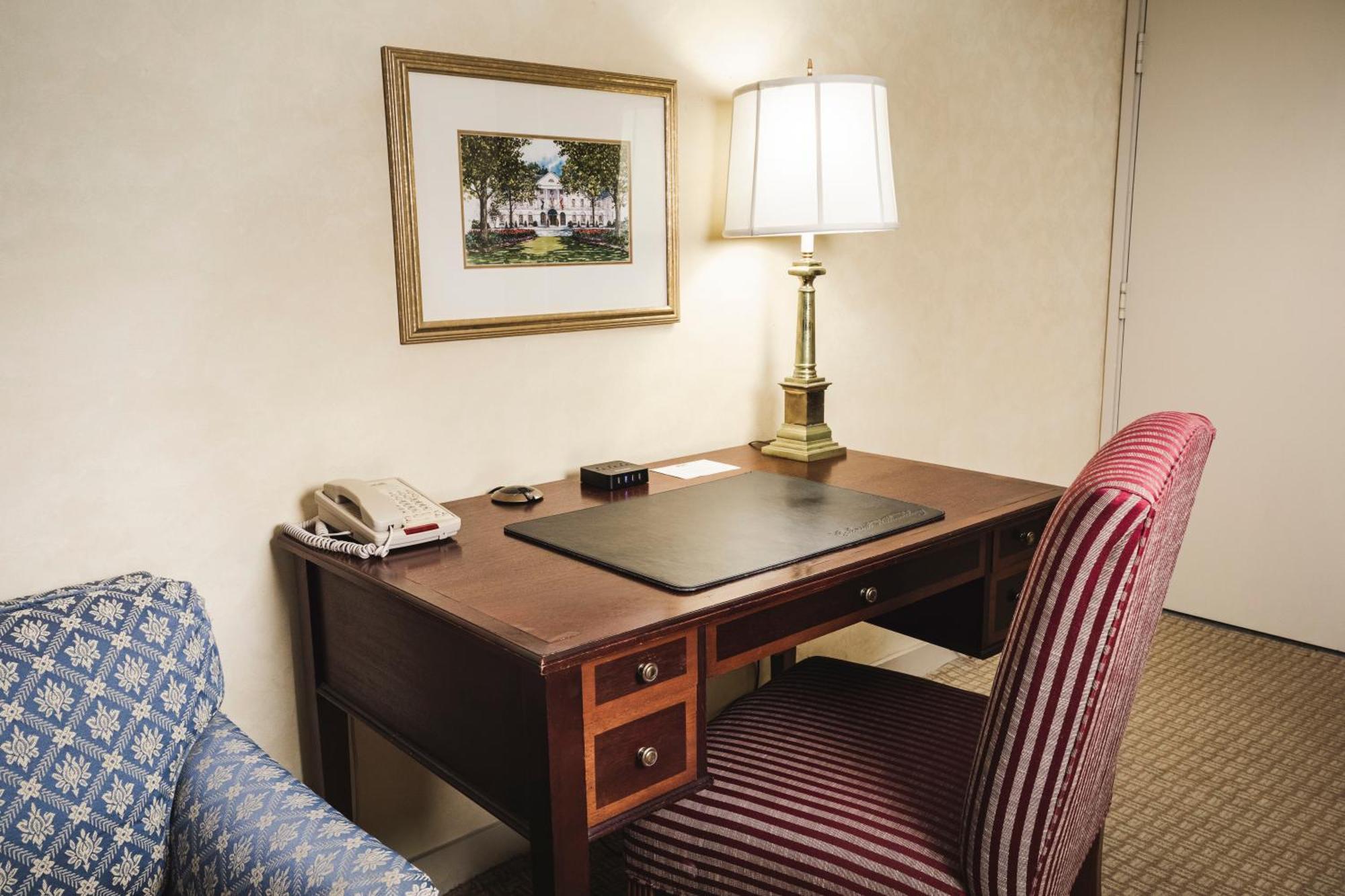 Griffin Hotel, An Official Colonial Williamsburg Hotel Экстерьер фото